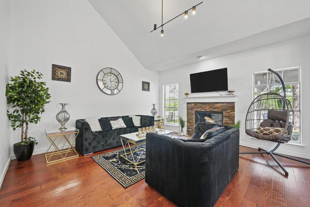 Photo of Livingroom in Frisco