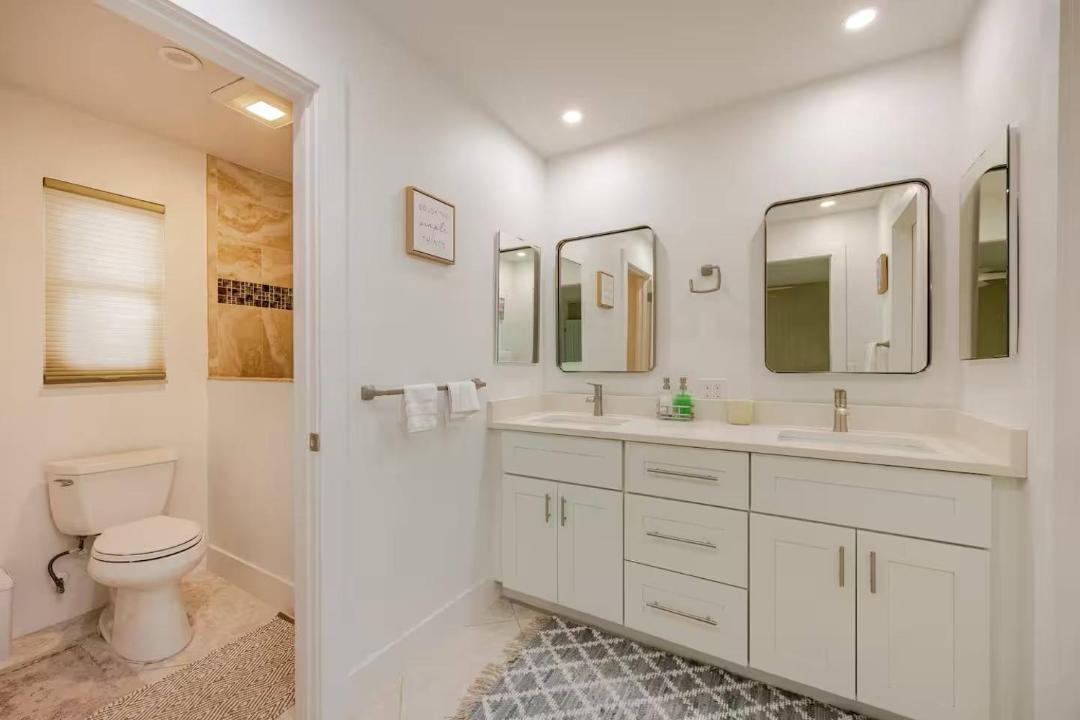 Photo of Bathroom in Eight Lakes