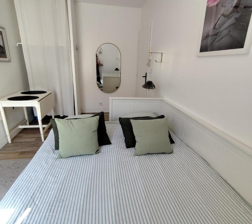 Photo of Bedroom in Saint-Marc