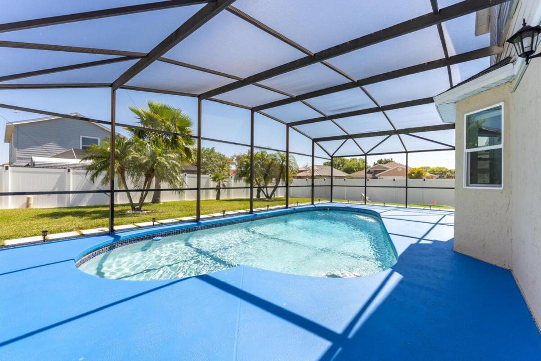 Photo of Patio Balcony in Buena Ventura Lakes