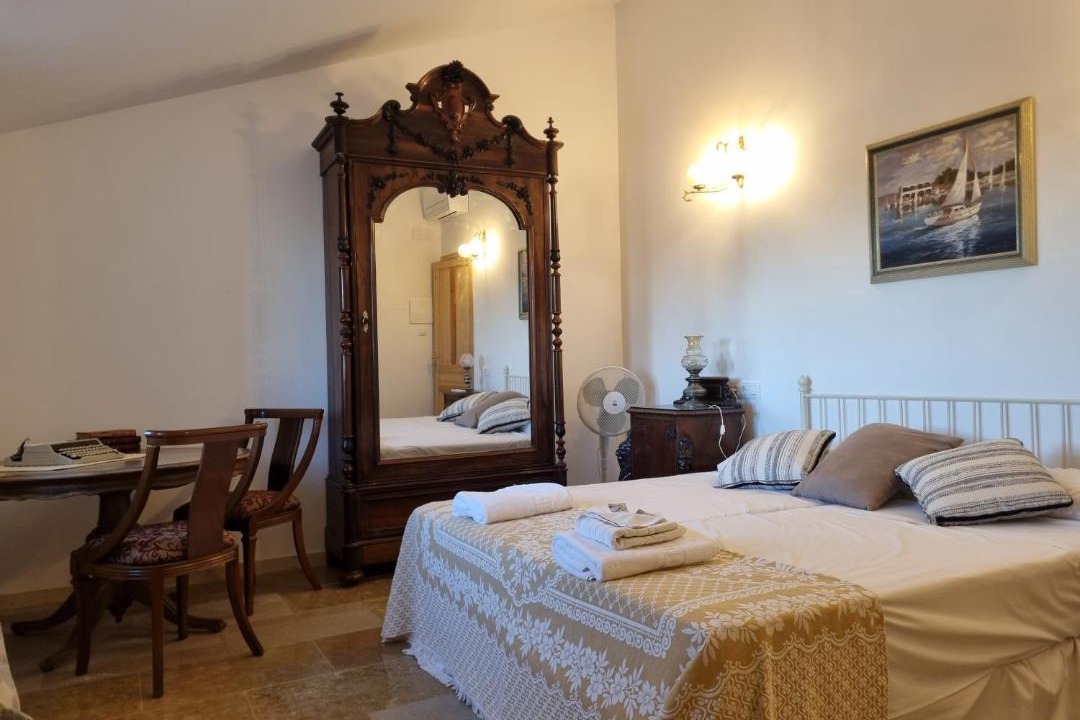Photo of Bedroom in Camarles