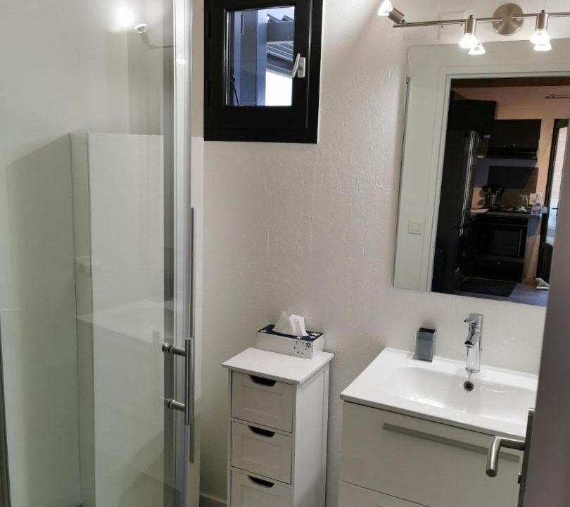 Photo of Bathroom in Montrem