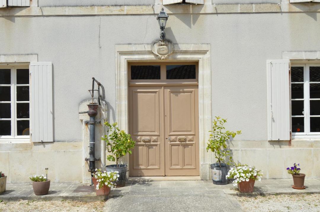 Photo of Others in Le Tatre