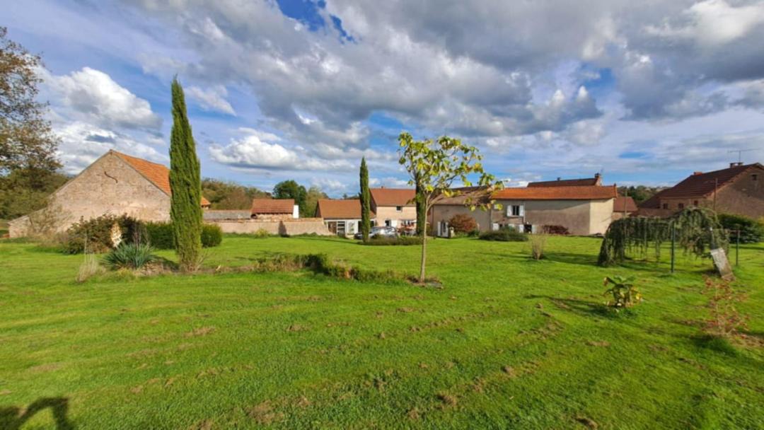 Photo of Others in Andelaroche