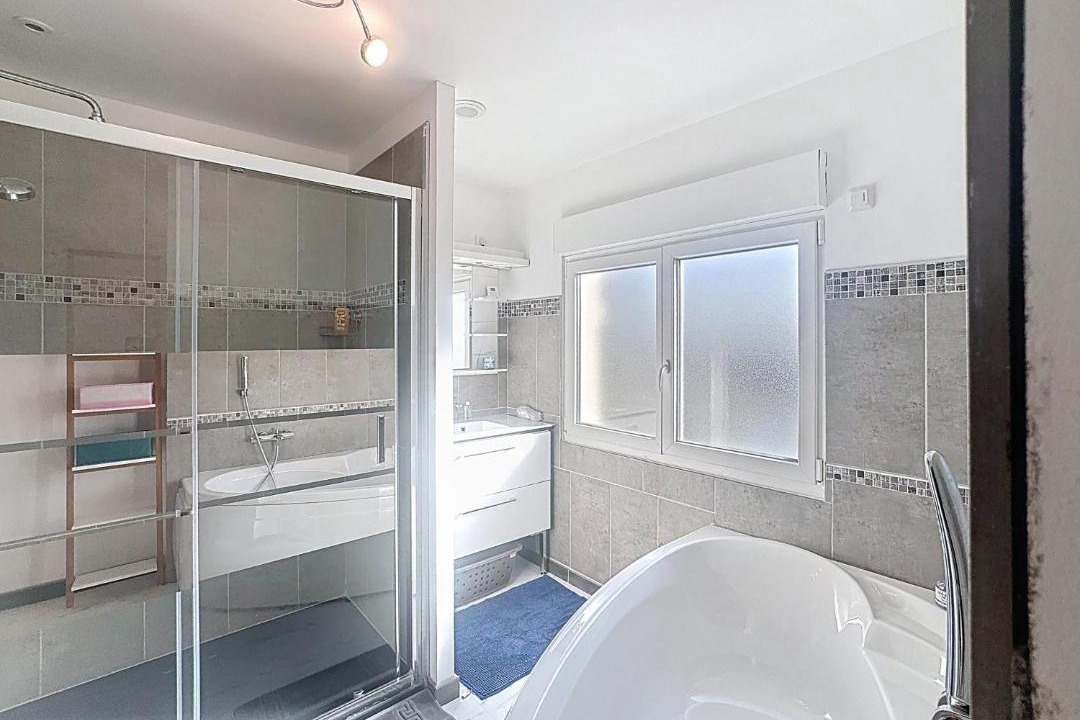 Photo of Bathroom in Bray-Dunes