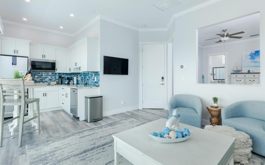 Photo of Others in Cape Harbour