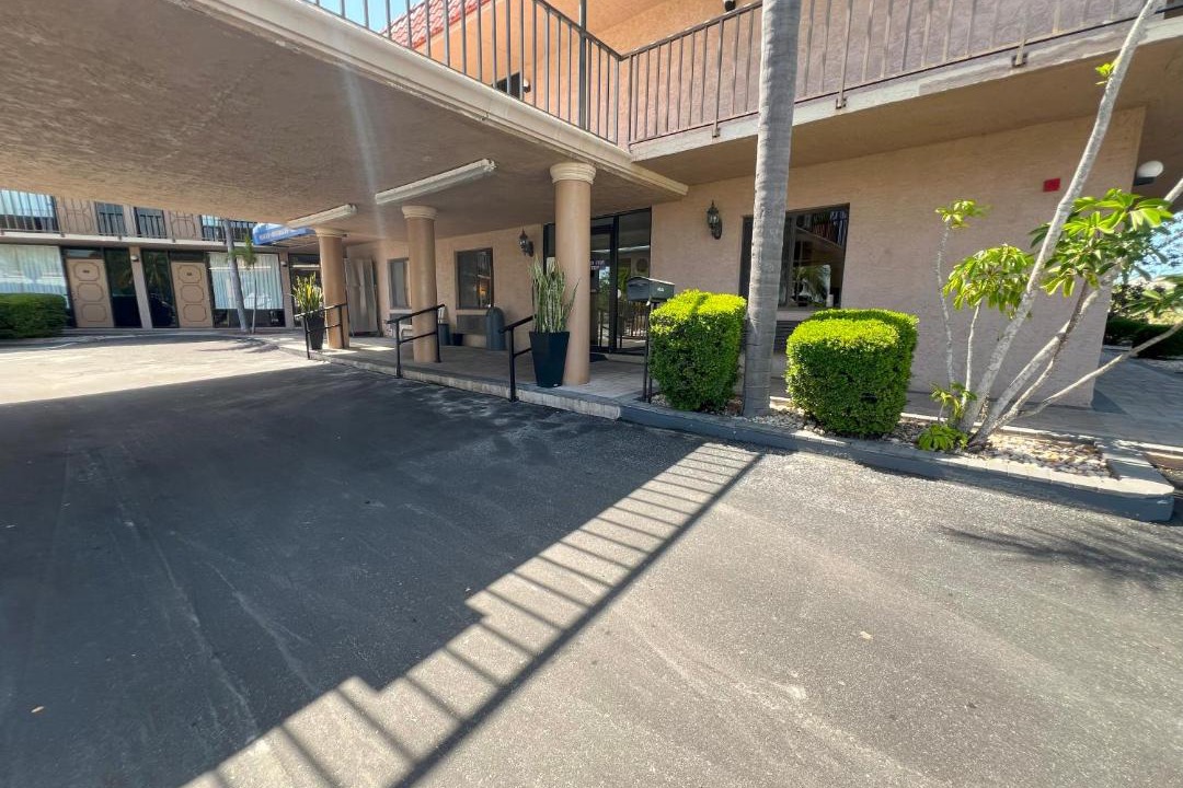 Photo of Others in Tarpon Springs