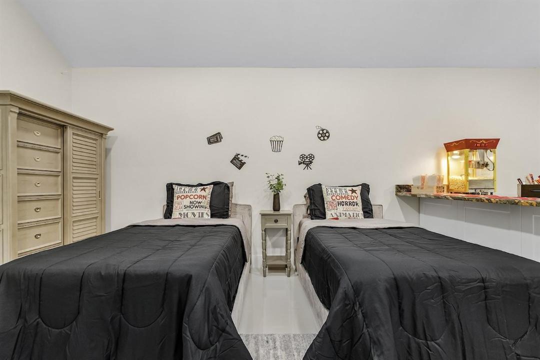 Photo of Bedroom in Willoughby Acres