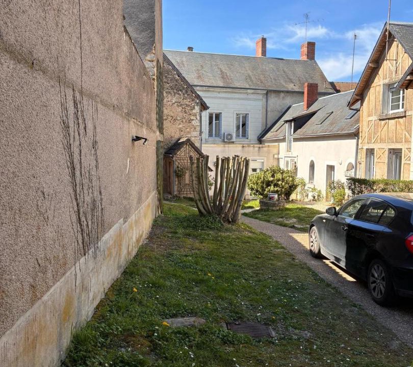 Photo of Others in Ecueille