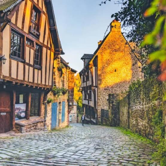 Photo of Buildings in Dinan