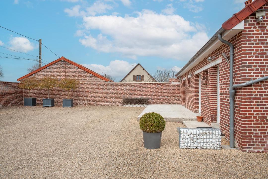 Photo of Others in Damery