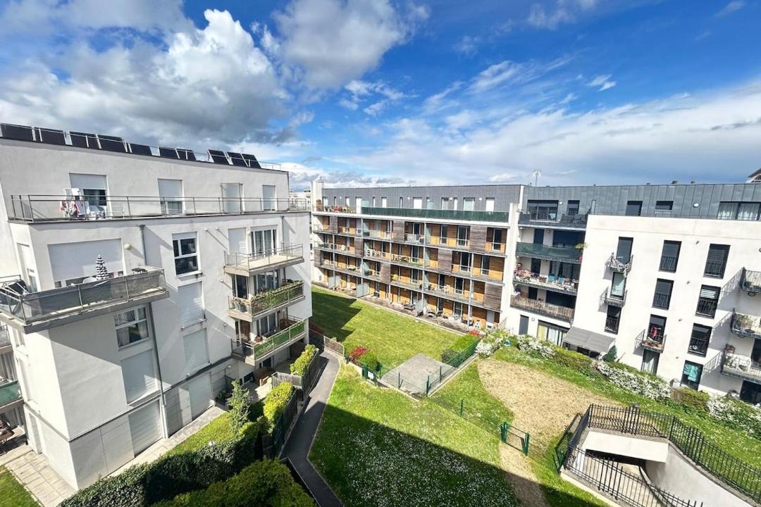 Photo of Others in Coutures