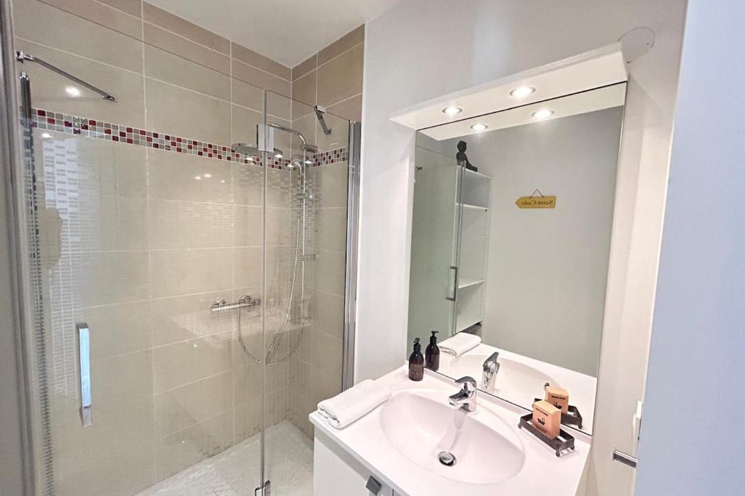 Photo of Bathroom in Coutures