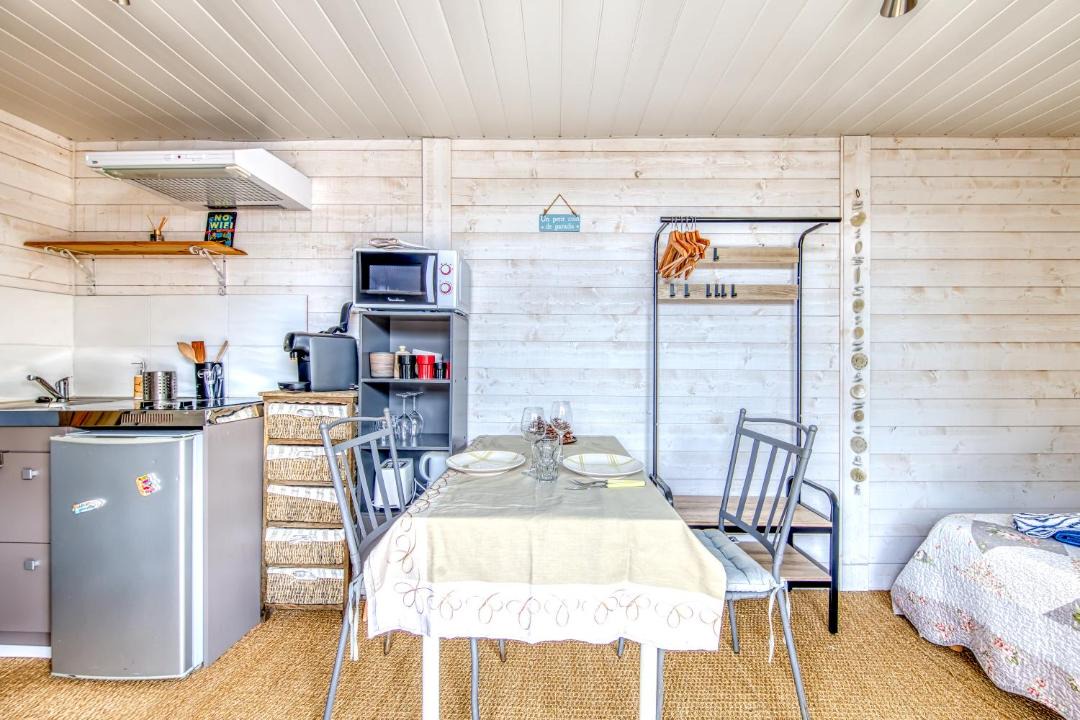 Photo of Kitchen in Vertheuil