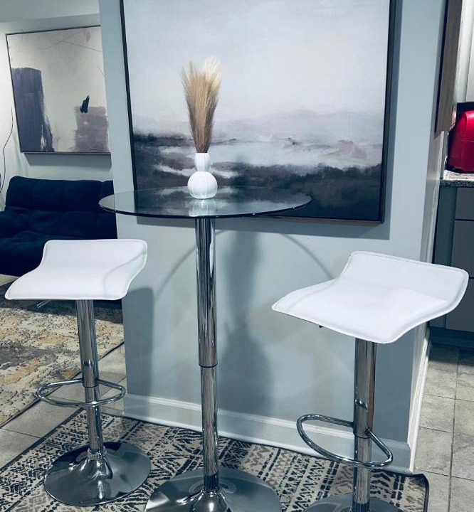 Photo of Others in Broadview