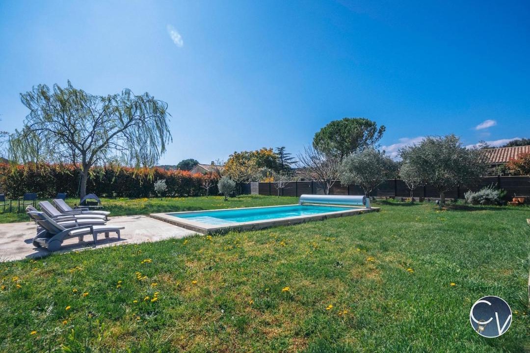 Photo of Others in Venejan