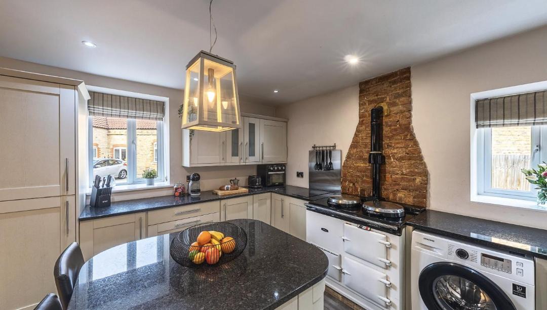 Photo of Others in Earls Barton