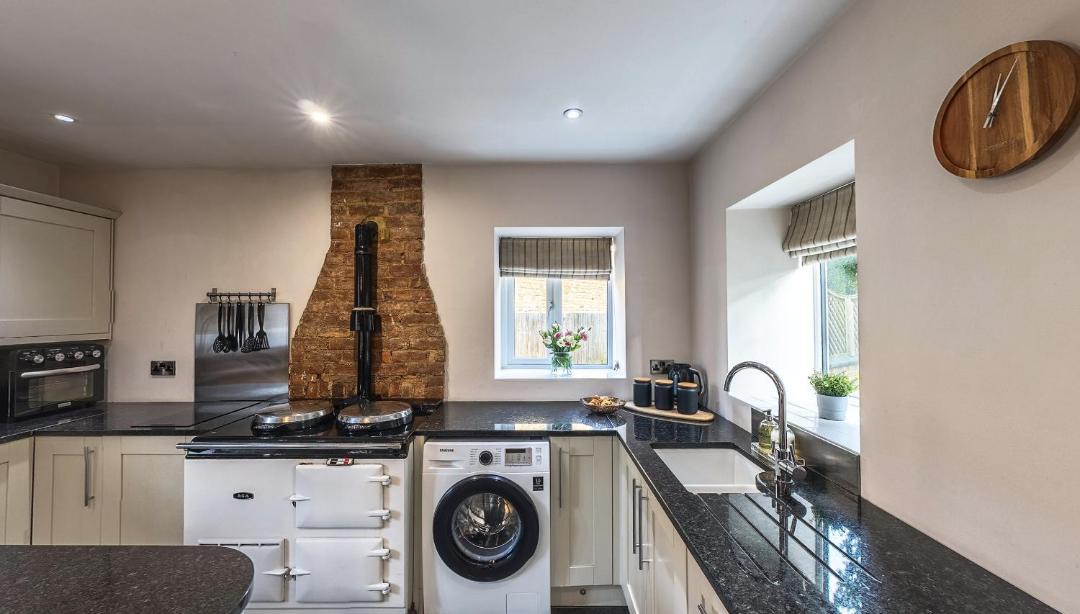 Photo of Others in Earls Barton