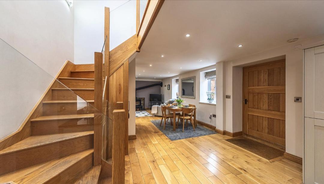 Photo of Others in Earls Barton