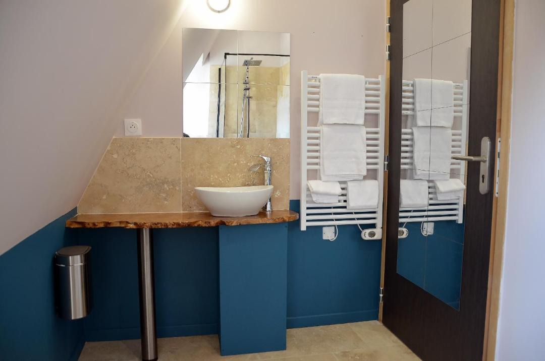 Photo of Bathroom in Saint-Savin