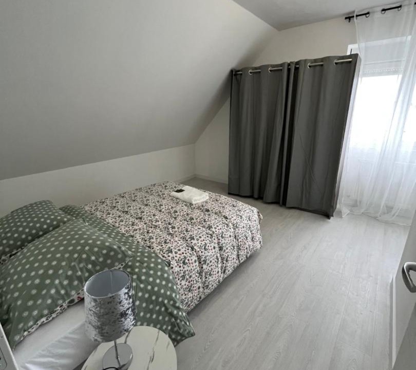 Photo of Bedroom in Plouzane