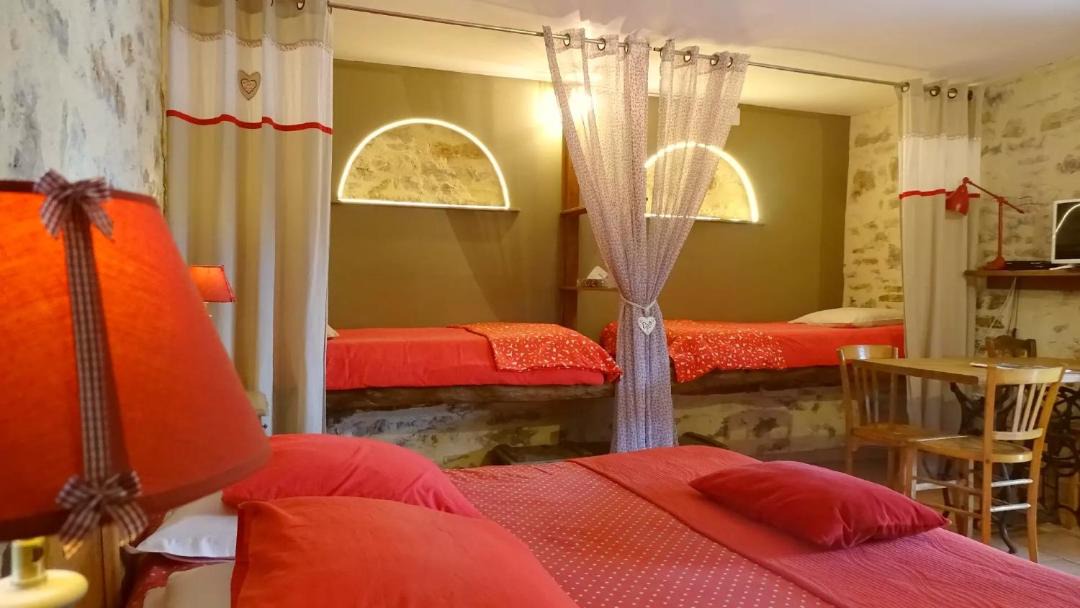 Photo of Bedroom in Tour-de-Faure