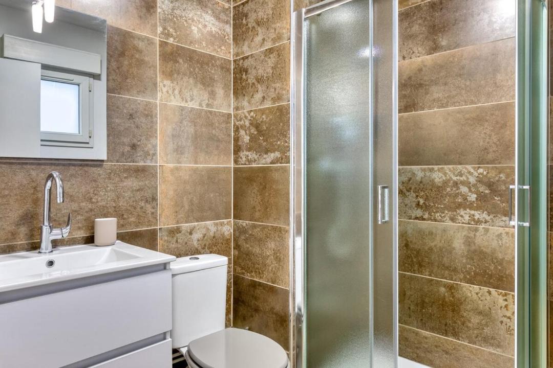 Photo of Bathroom in Yvetot