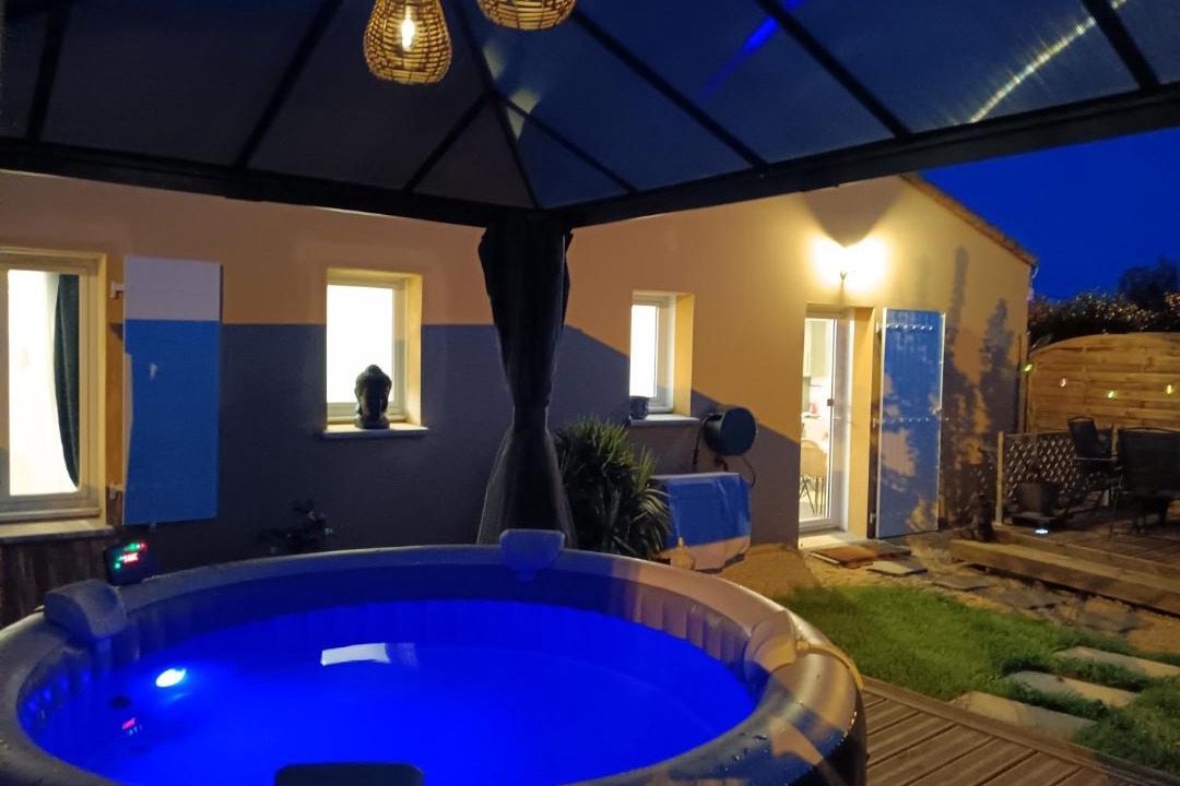 Photo of Others in Echire