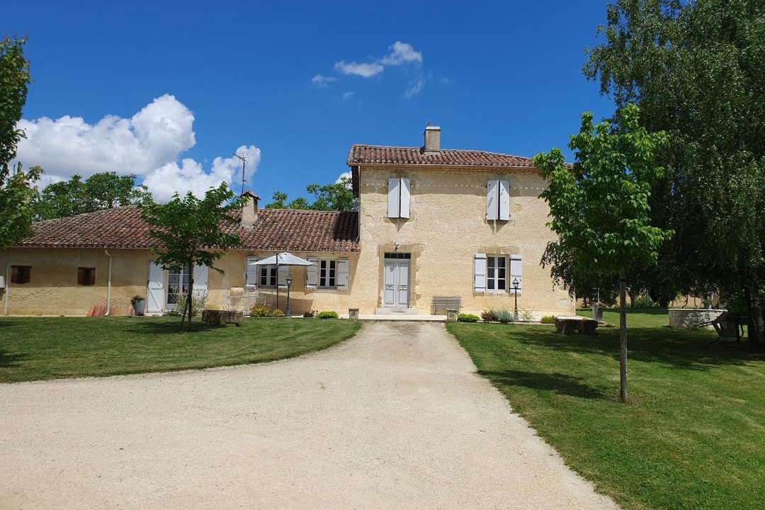 Photo of Others in Preignan