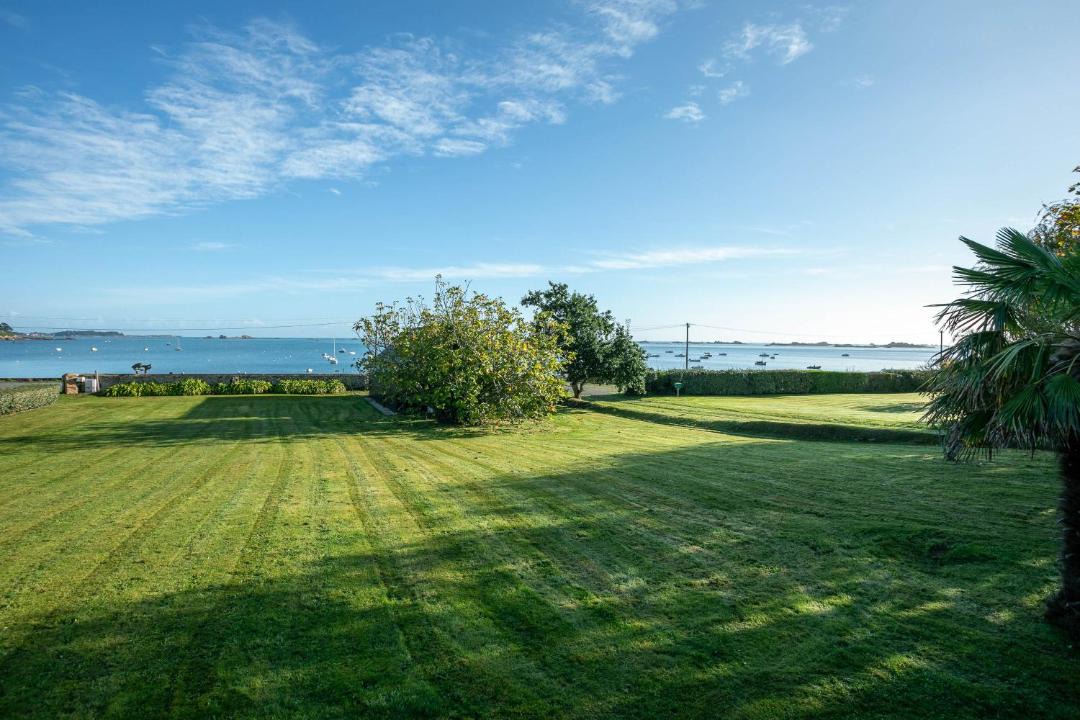 Photo of Others in Ploubazlanec