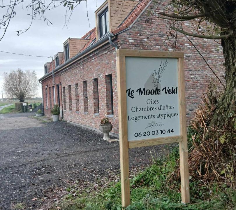 Photo of Others in Steenbecque