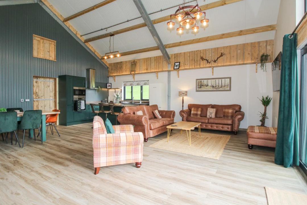 Photo of Others in Kingswood