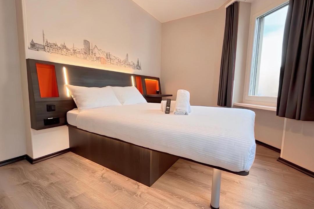 Photo of Bedroom in Center
