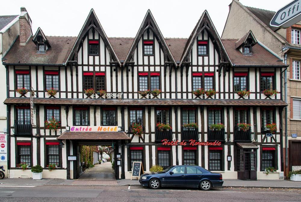 Photo of Others in Evreux