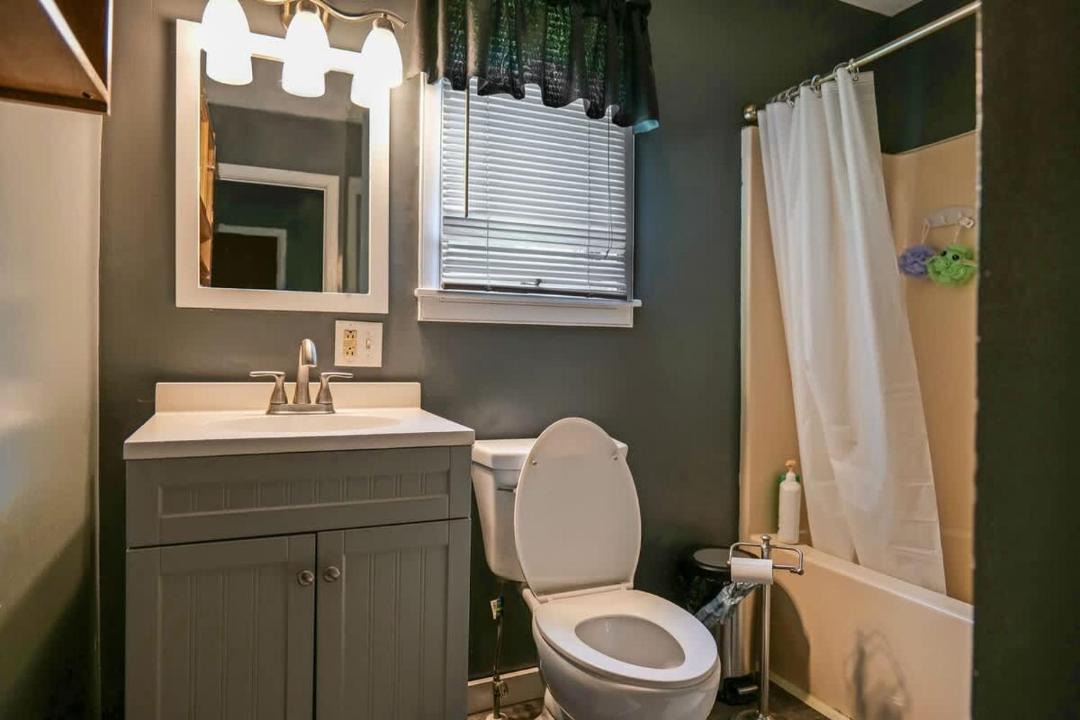 Photo of Bathroom in Catskill