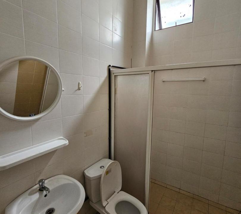 Photo of Bathroom in Kampung Batu Uban