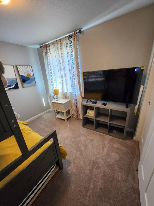 Photo of Bedroom in Lincoln City