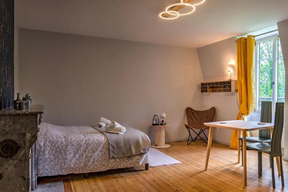 Photo of Bedroom in Mont-sous-Vaudrey