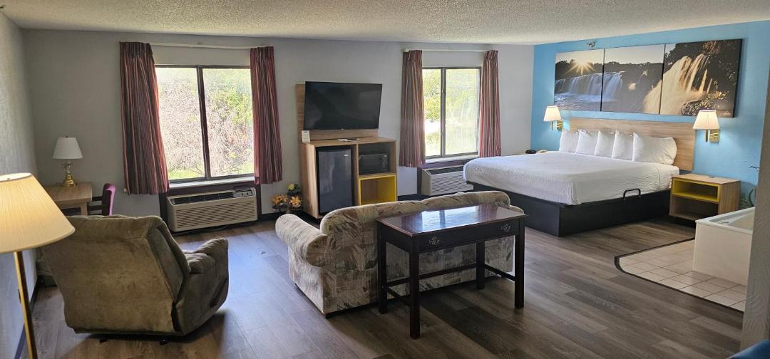 Photo of Bedroom in Ozark