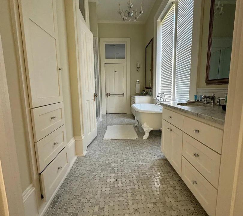 Photo of Bathroom in Brookhaven