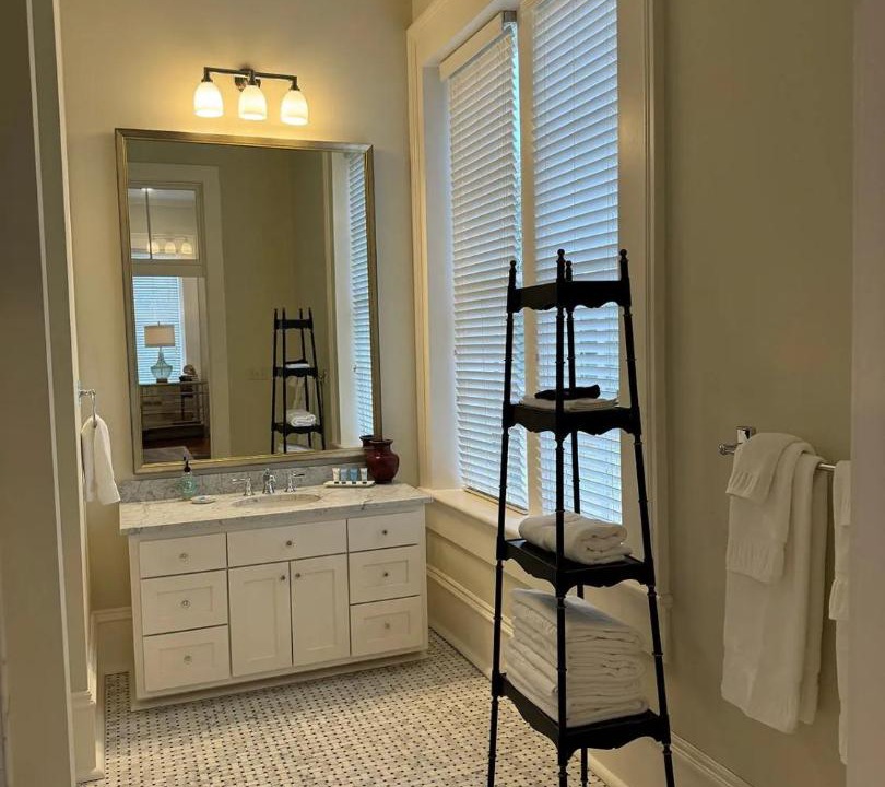 Photo of Bathroom in Brookhaven
