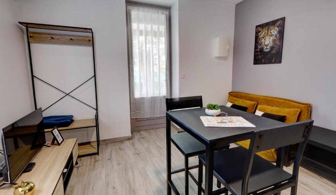 Photo of Others in Hieres-sur-Amby