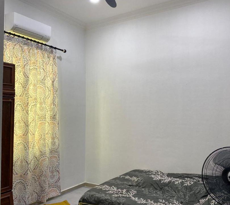 Photo of Bedroom in Wakaf Bharu