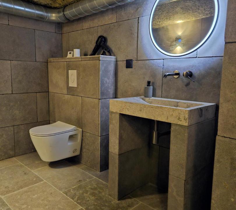 Photo of Bathroom in Saint-Etienne-de-Chigny