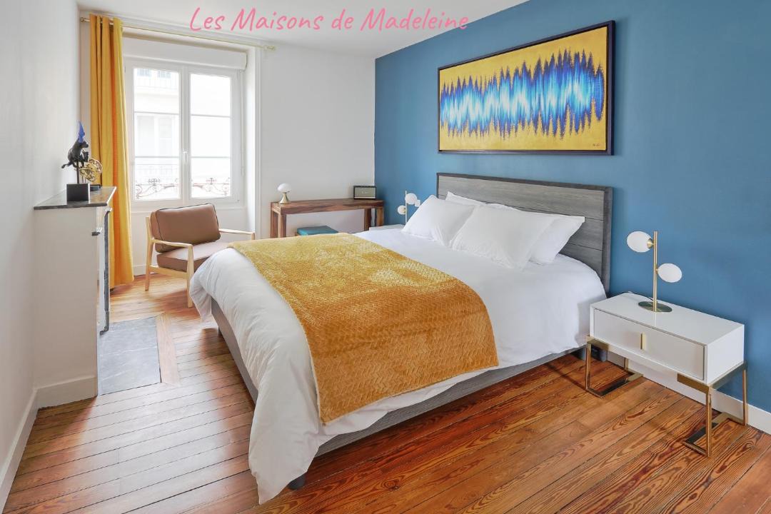 Photo of Bedroom in Richebourg - Saint-Clement