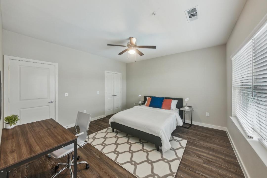 Photo of Bedroom in Willowbrook