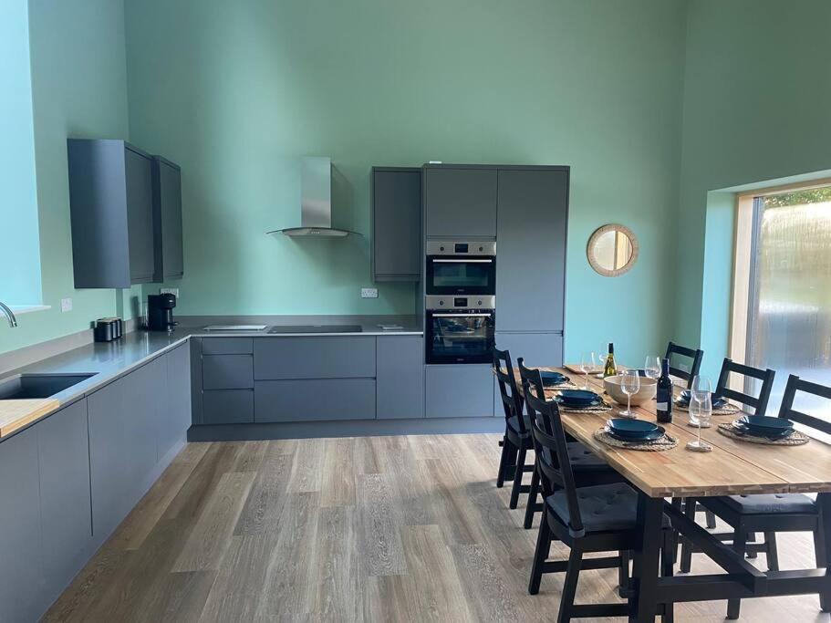 Photo of Kitchen in West Meon