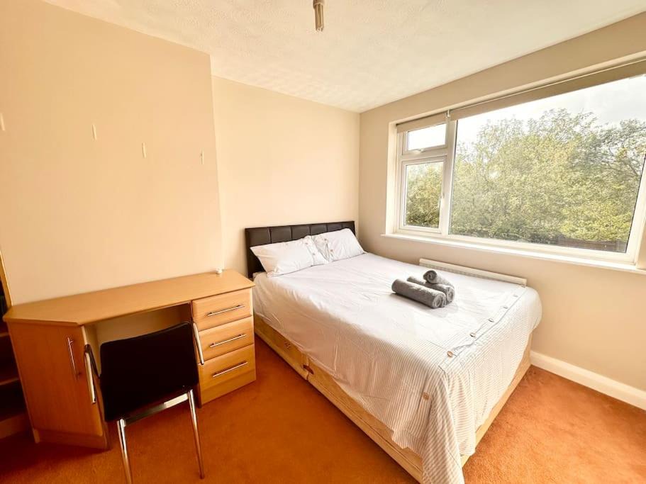 Photo of Bedroom in Longlands