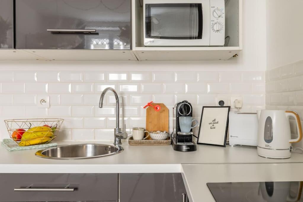 Photo of Kitchen in Jules Ferry - Recamier