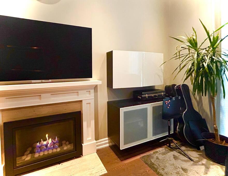 Photo of Livingroom in Mount Pleasant West